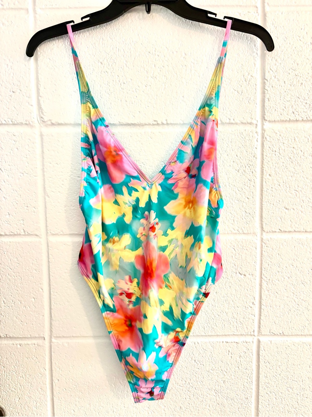 Billabong One-Piece Swimsuit L